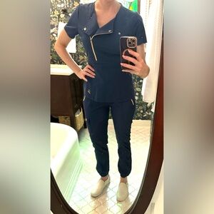 Jaanuu navy moto jogger scrub set size XS
